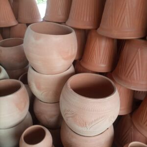 19 inch Round clay pots