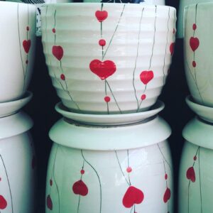 Imported Ceramic heart Strings Pots